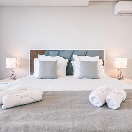 Ocean Haven By Ah 리베이라브라바